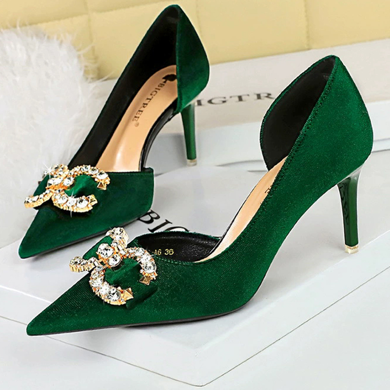 Luxury Women Pumps High Heels  - Shoe Tree recension och pris
